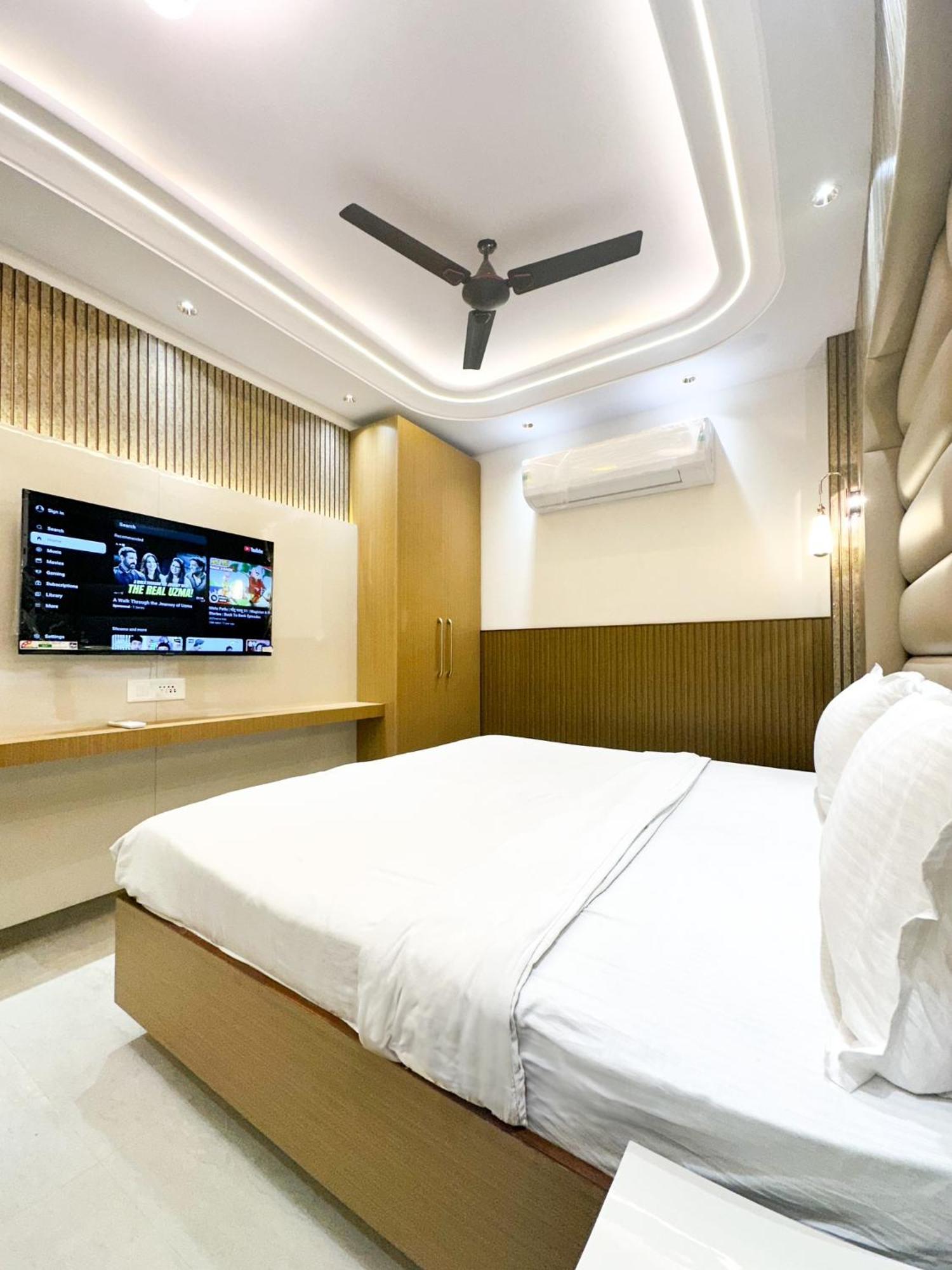 Delhi Delight Premium Bed and Breakfast Νέο Δελχί Εξωτερικό φωτογραφία