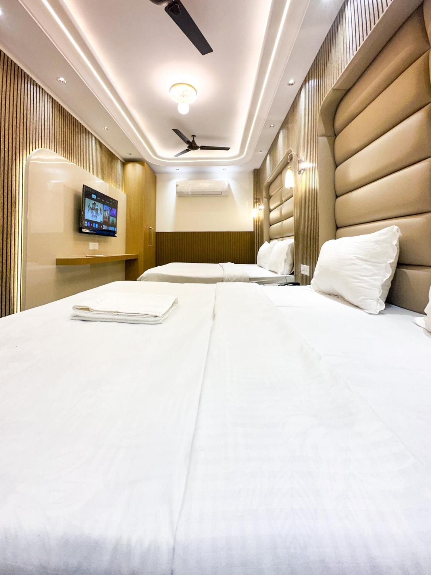 Delhi Delight Premium Bed and Breakfast Νέο Δελχί Εξωτερικό φωτογραφία