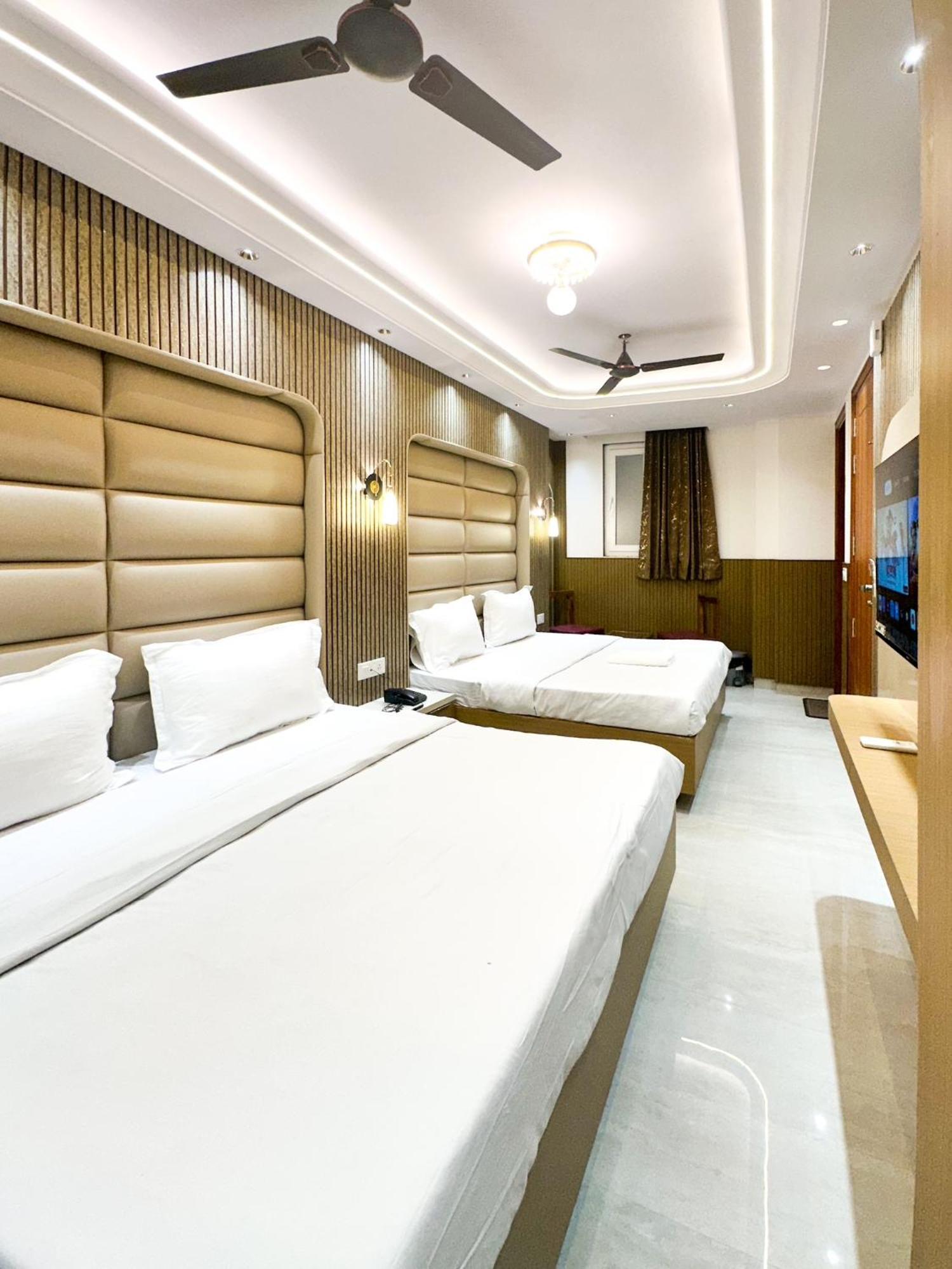 Delhi Delight Premium Bed and Breakfast Νέο Δελχί Εξωτερικό φωτογραφία