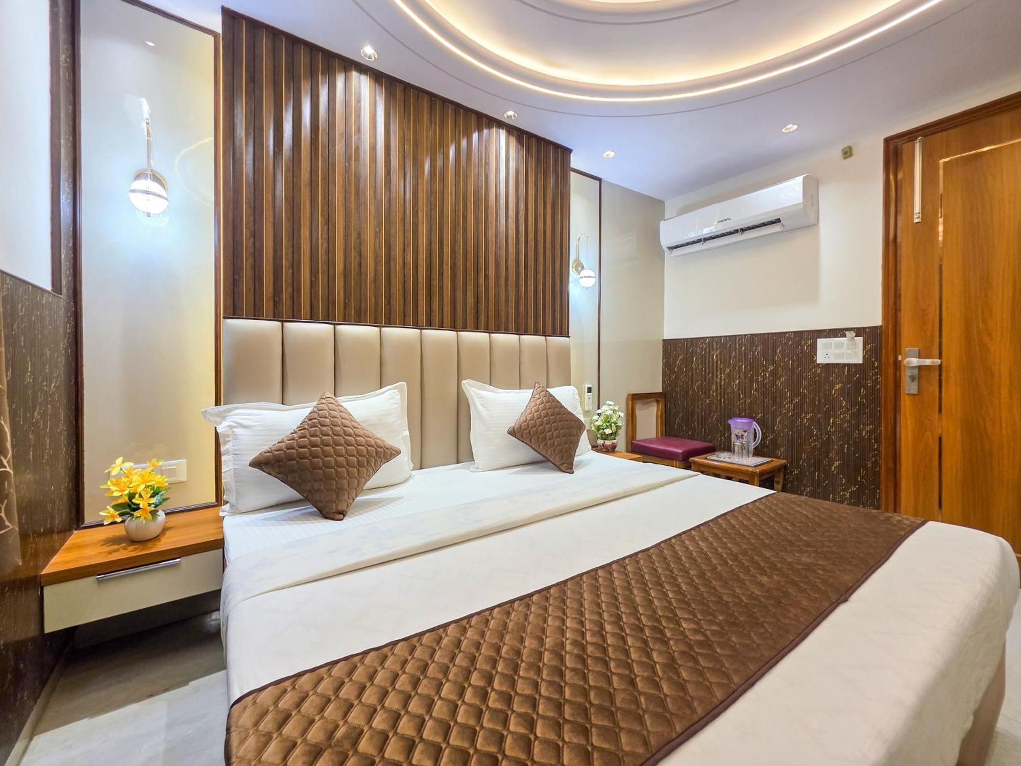 Delhi Delight Premium Bed and Breakfast Νέο Δελχί Εξωτερικό φωτογραφία